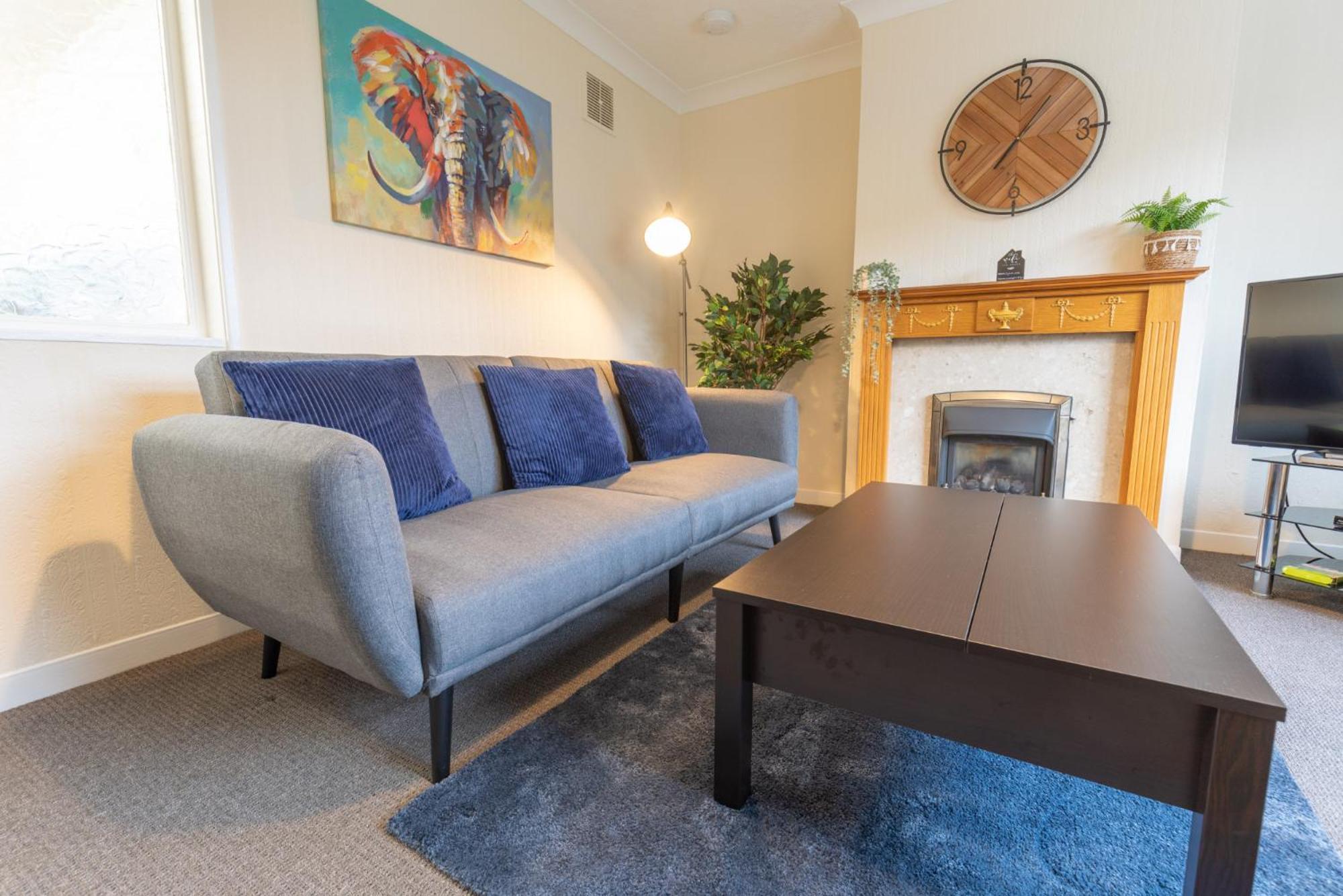 Leconfield Close - Comfy House And Free Parking Kingston upon Hull Exterior foto